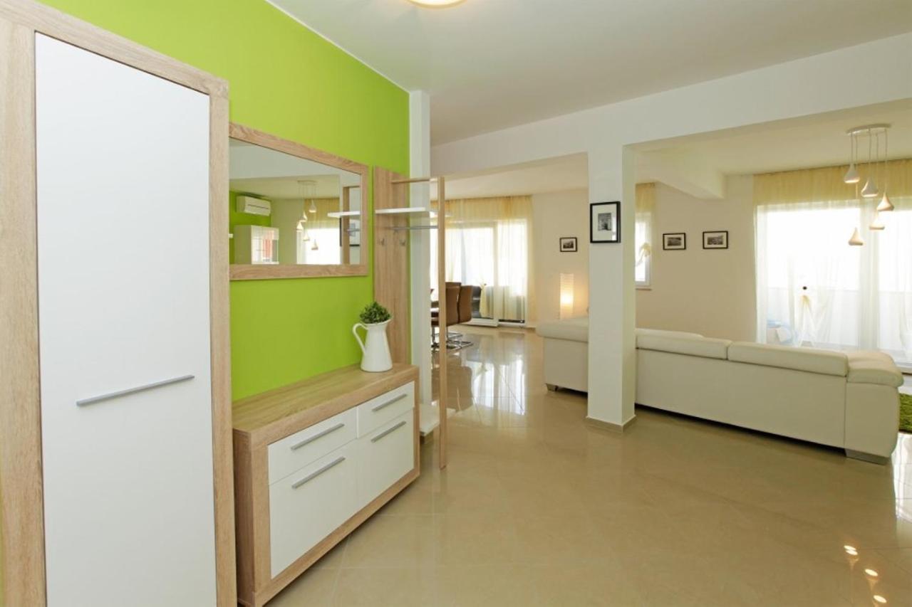 Apartment Bol A6 With Pool From 45 Eur Per Person Ngoại thất bức ảnh